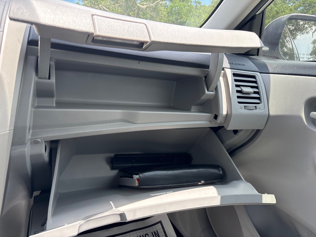 2013 Toyota Corolla Image 27