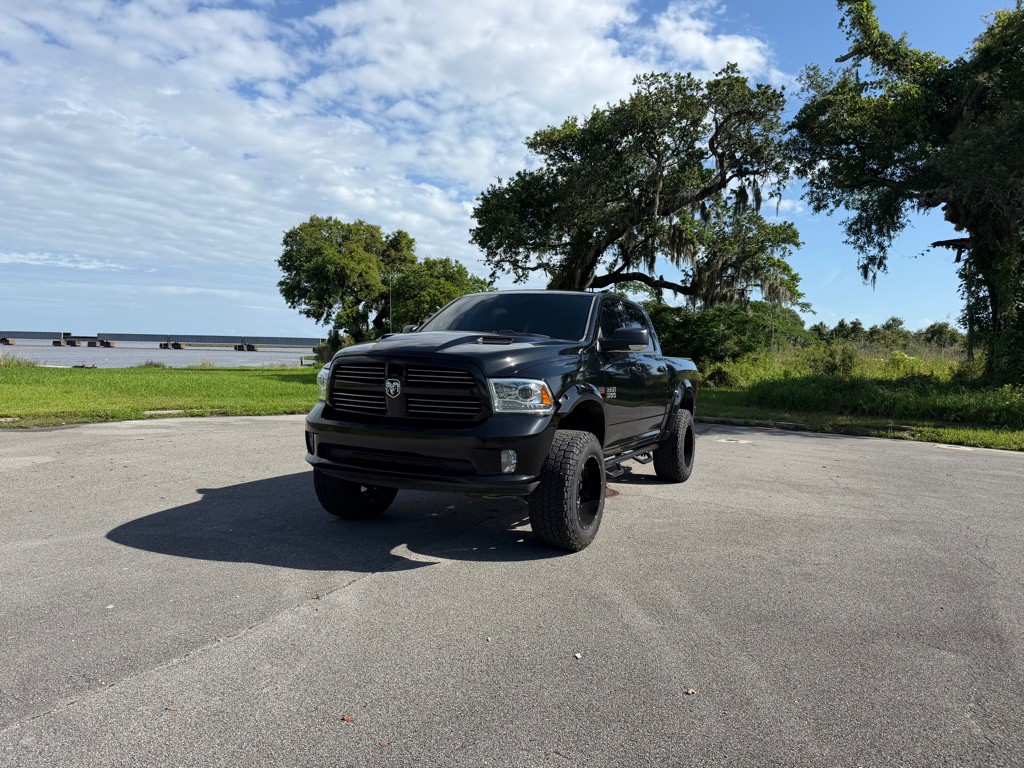 2015 RAM 1500 Image 1