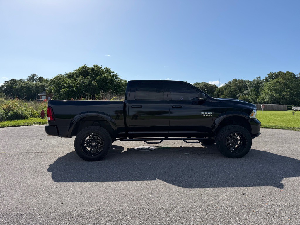 2015 RAM 1500 Image 6