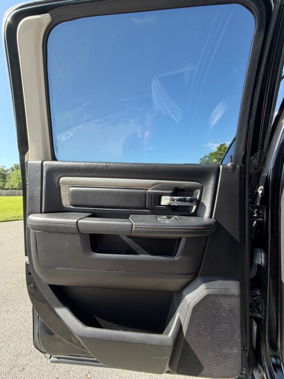 2015 RAM 1500 Image 11