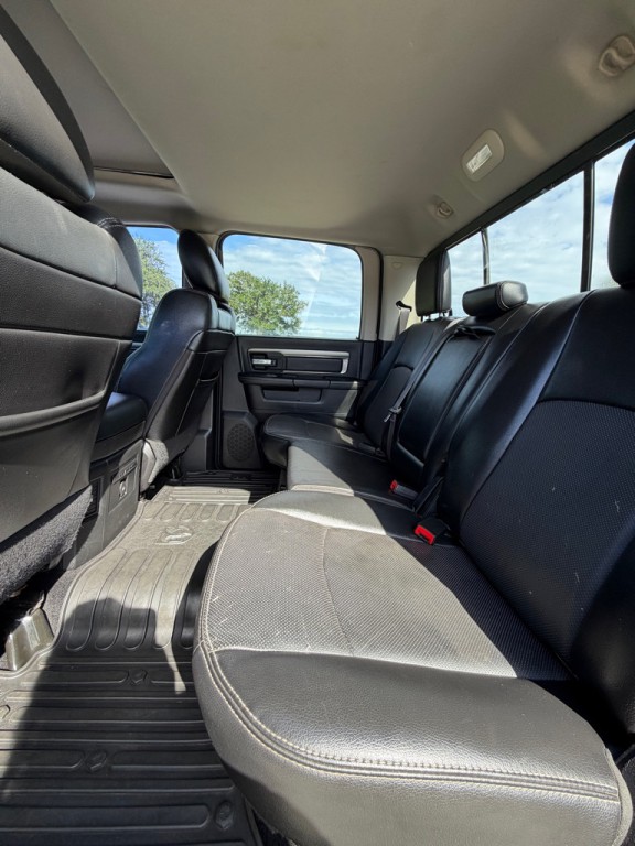 2015 RAM 1500 Image 12
