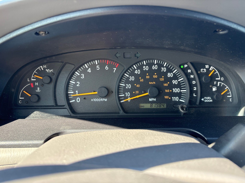 2004 Toyota Tundra Image 21