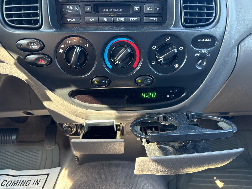 2004 Toyota Tundra Image 25