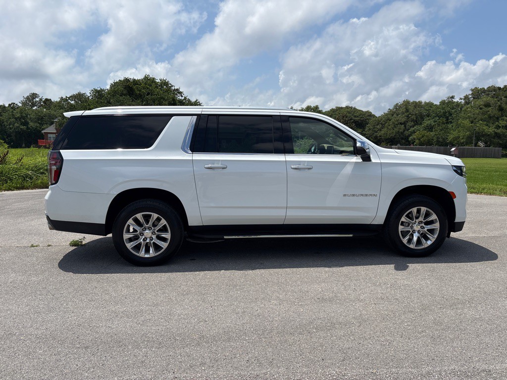 2021 Chevrolet Suburban Image 9