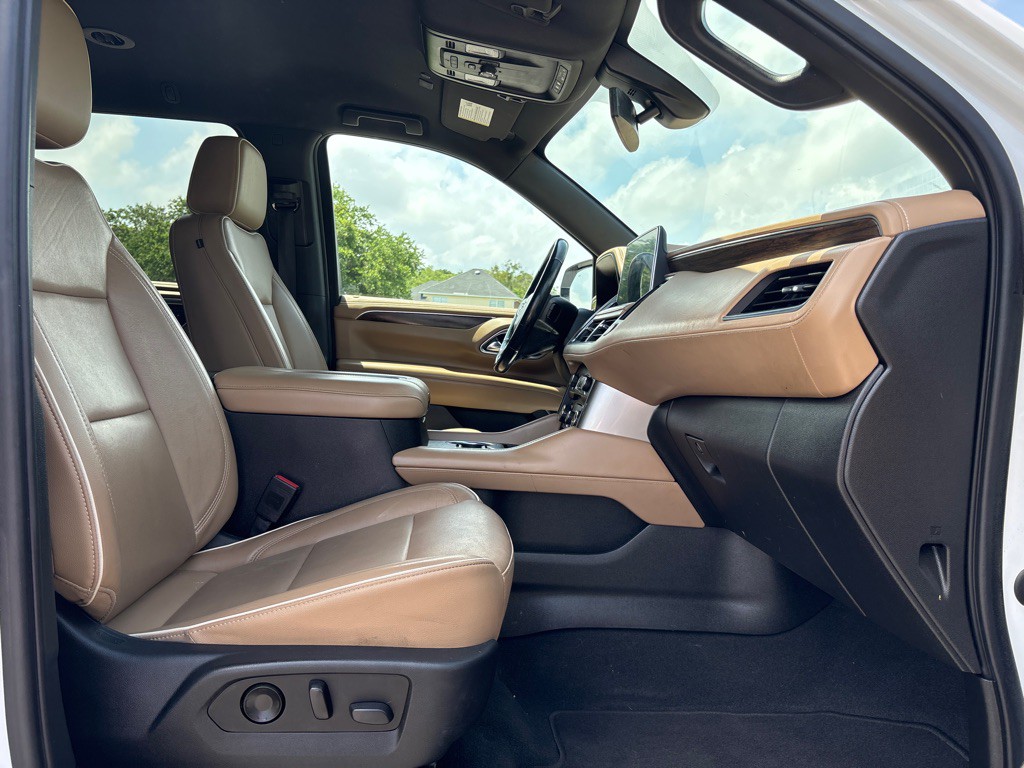 2021 Chevrolet Suburban Image 15