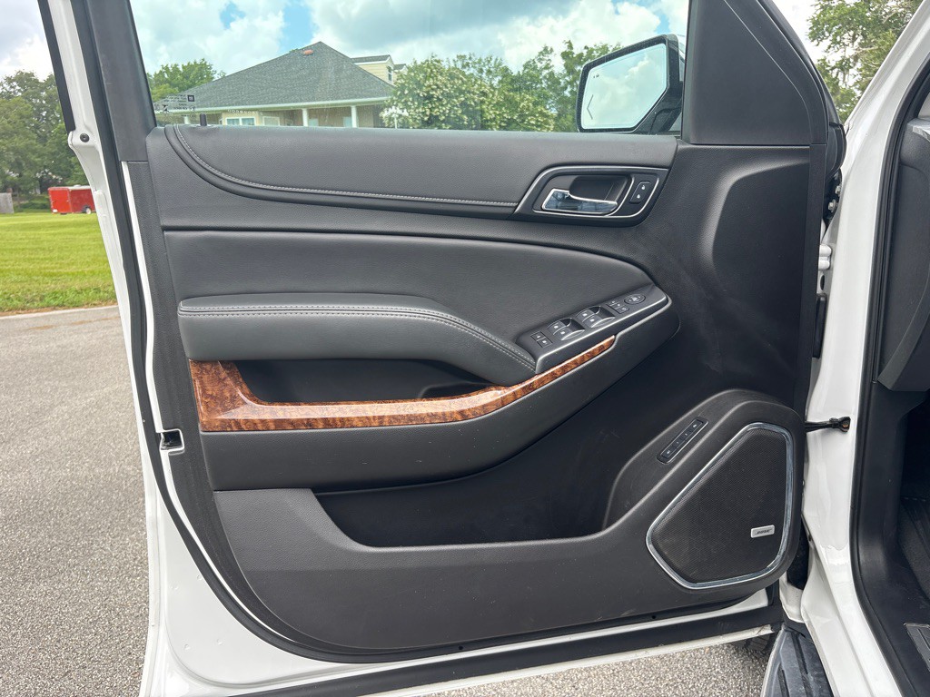 2020 Chevrolet Suburban Image 11