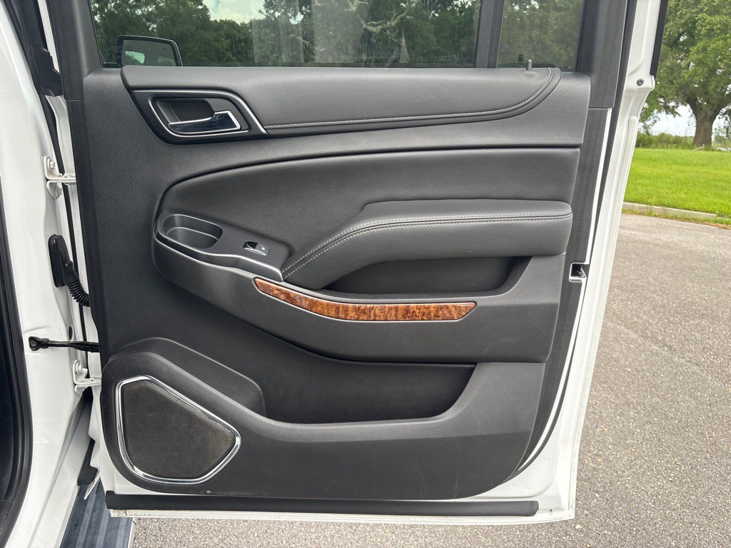 2020 Chevrolet Suburban Image 19