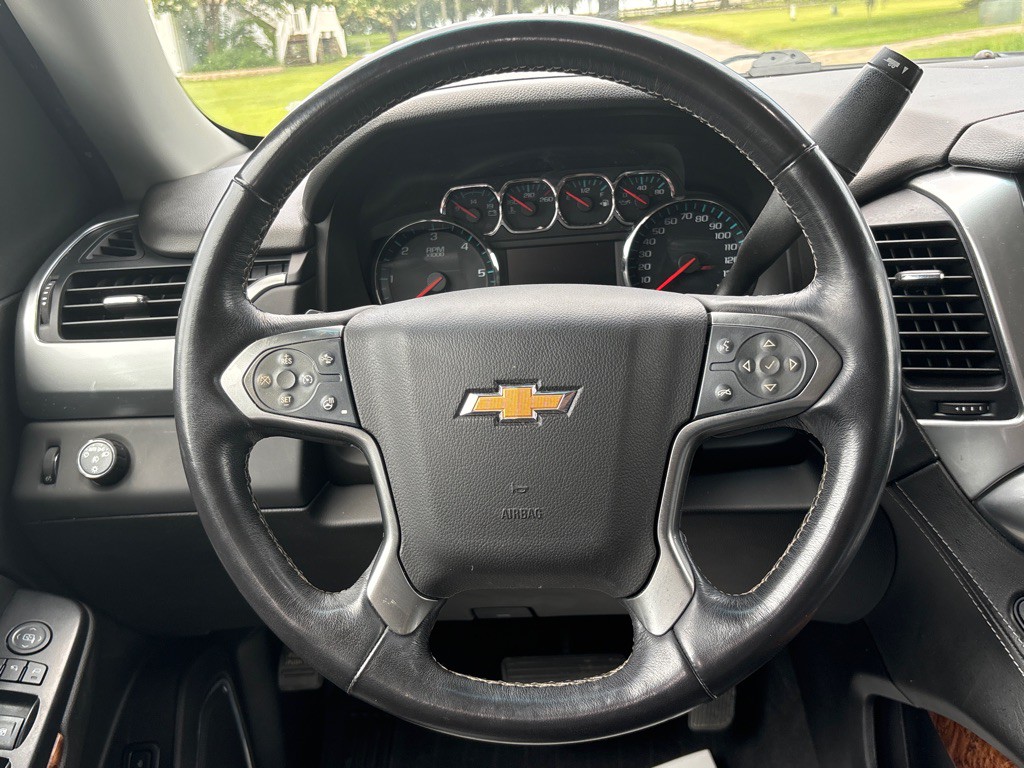 2020 Chevrolet Suburban Image 20