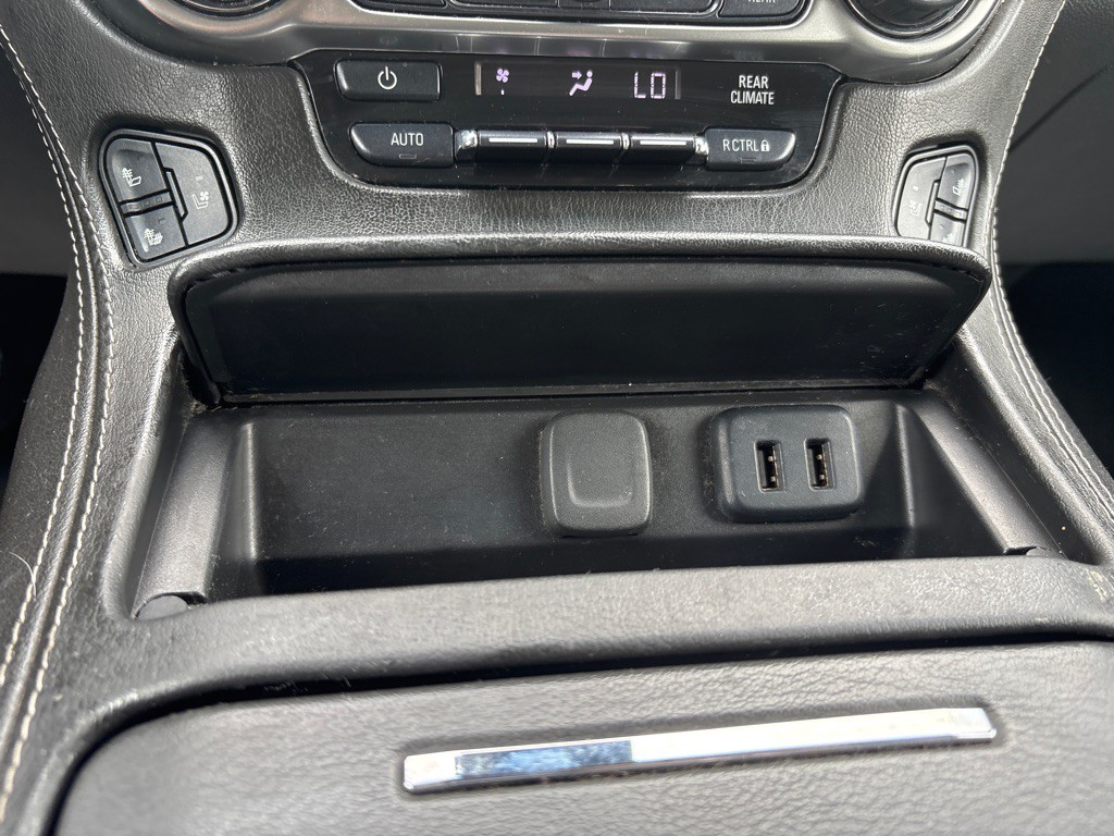 2020 Chevrolet Suburban Image 31