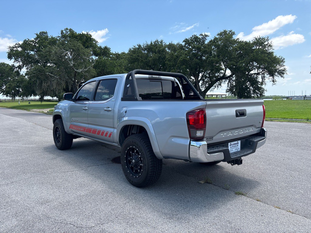 2018 Toyota Tacoma Image 5