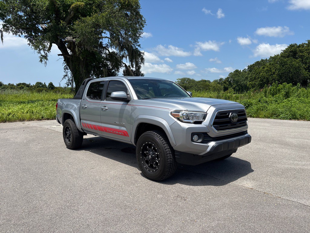 2018 Toyota Tacoma Image 9