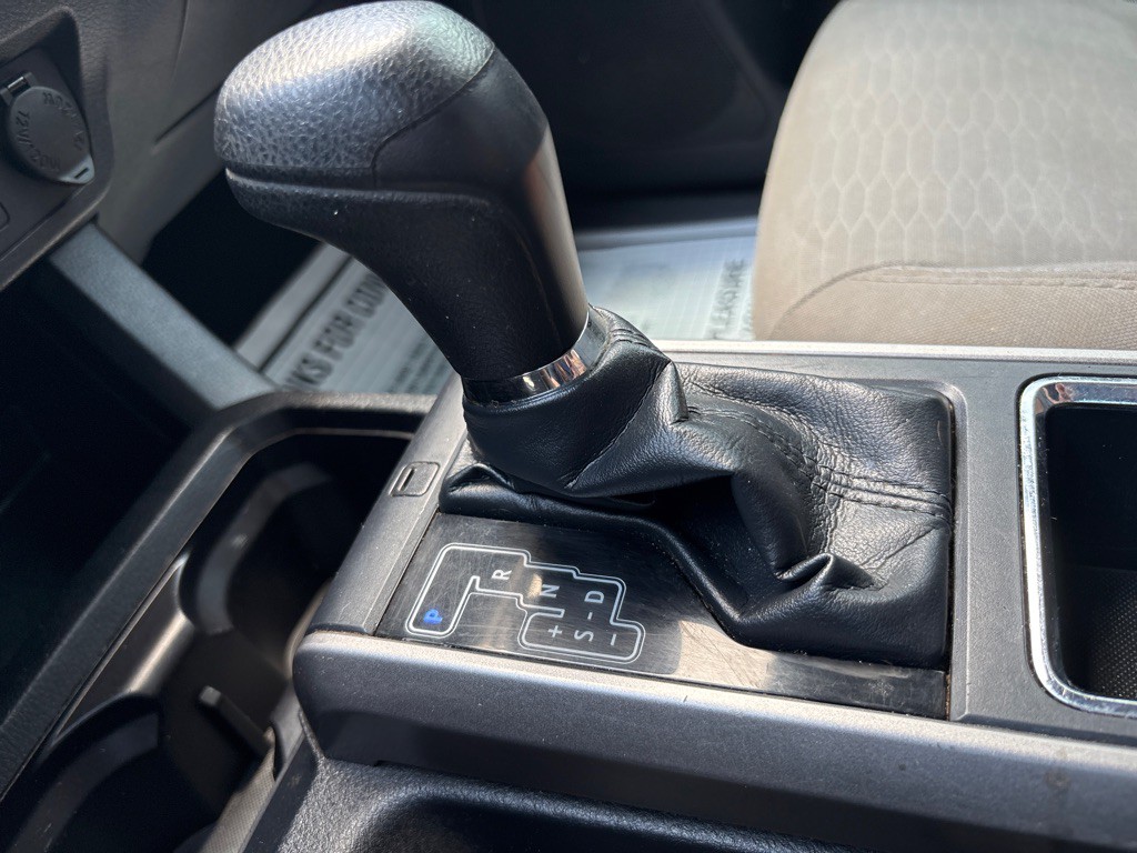 2018 Toyota Tacoma Image 28
