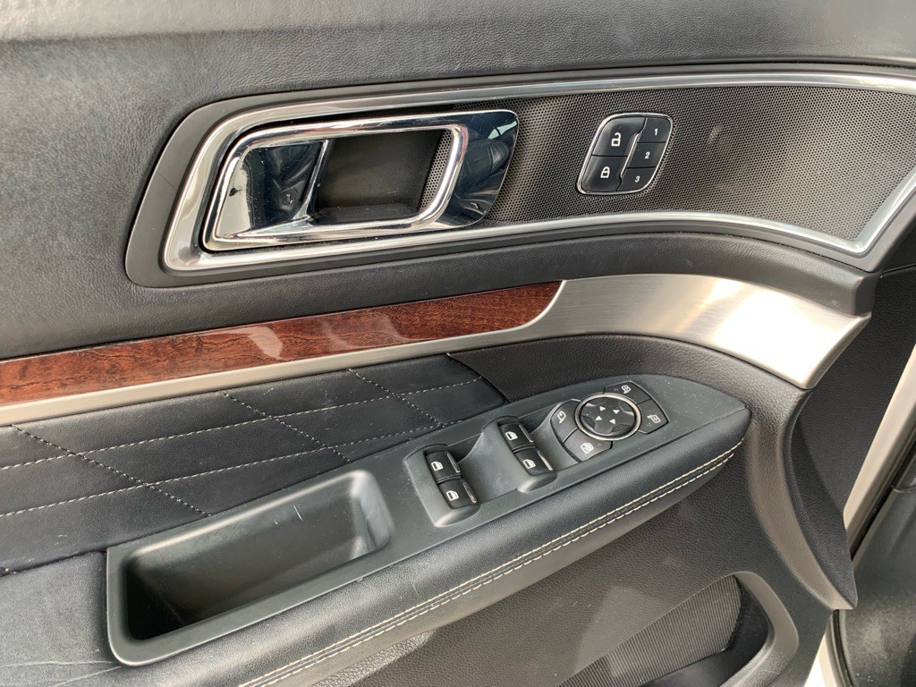 2018 Ford Explorer Image 13