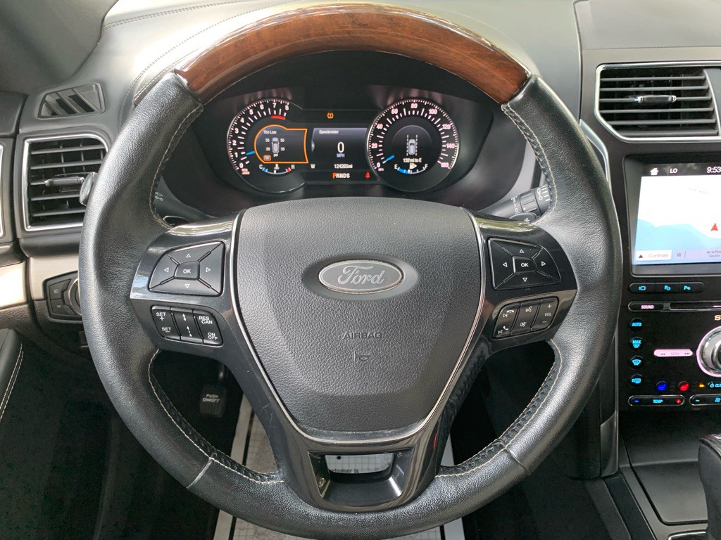 2018 Ford Explorer Image 16