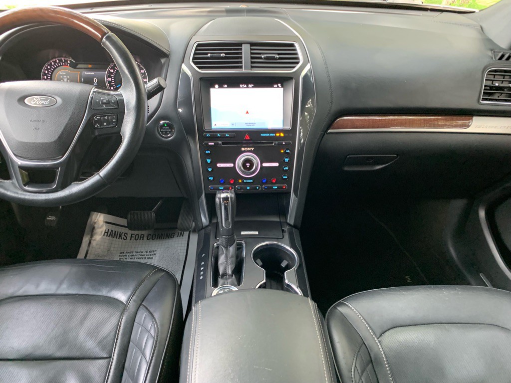 2018 Ford Explorer Image 17