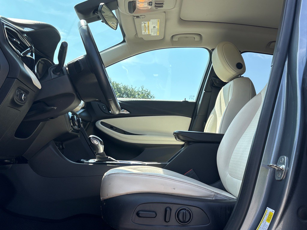 2020 Buick Enclave Image 11