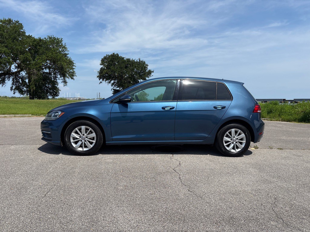 2018 Volkswagen Golf Image 4