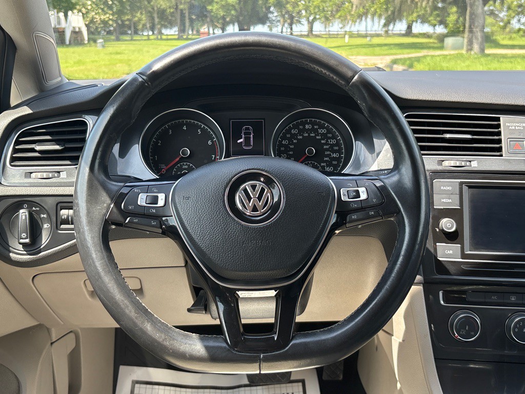 2018 Volkswagen Golf Image 18