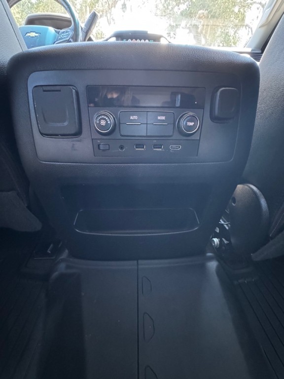 2018 Chevrolet Tahoe Image 32