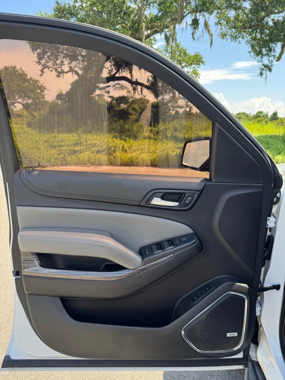 2017 Chevrolet Tahoe Image 9