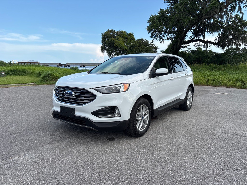 2022 Ford Edge Image 1