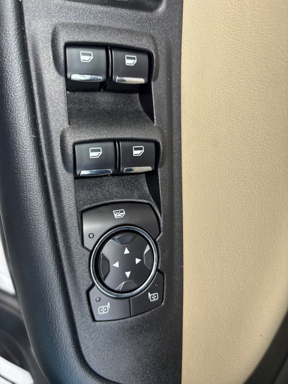 2022 Ford Edge Image 18