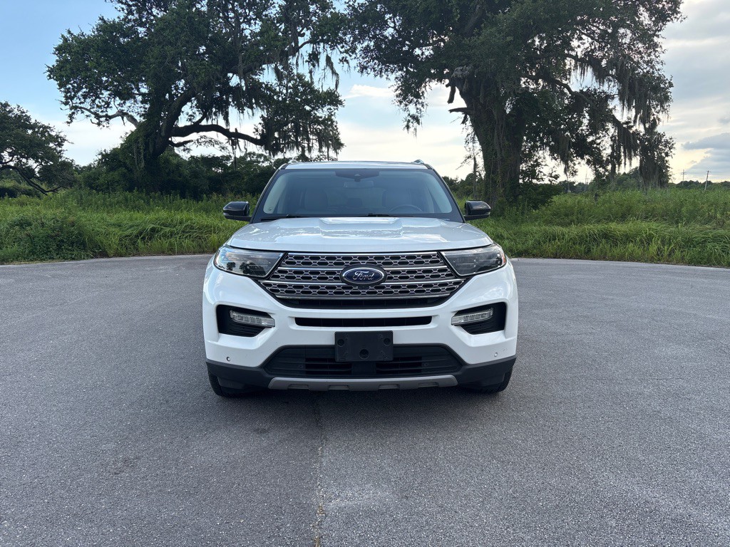 2020 Ford Explorer Image 2