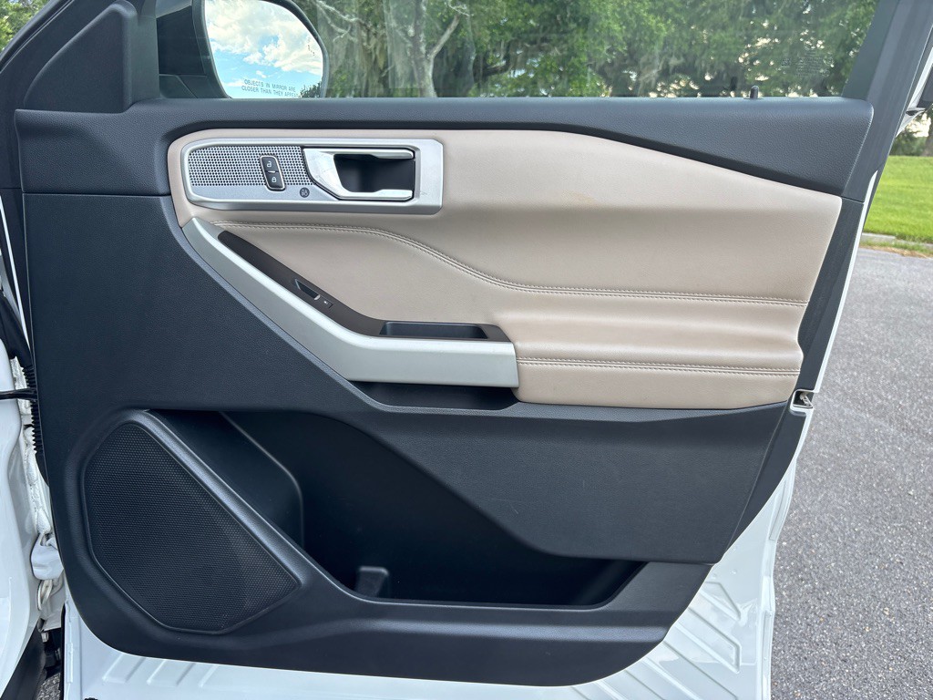 2020 Ford Explorer Image 15