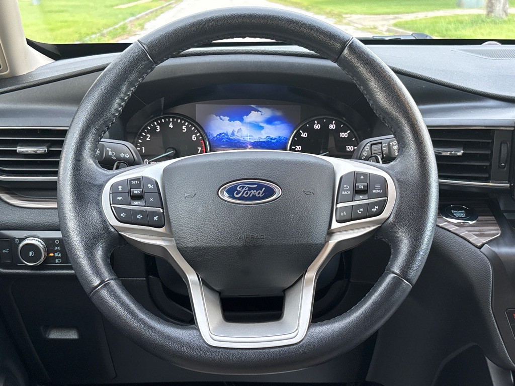 2020 Ford Explorer Image 18
