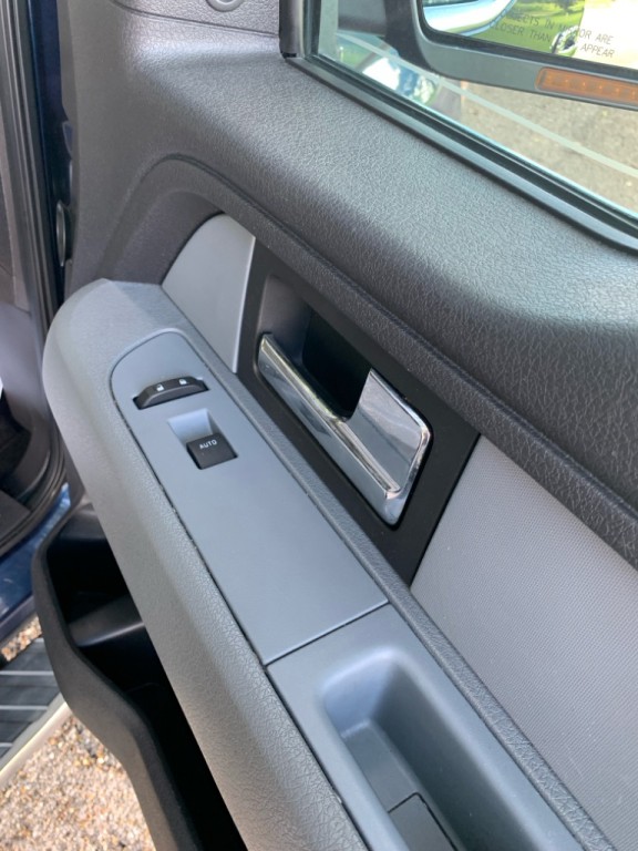 2013 Ford F-150 Image 12