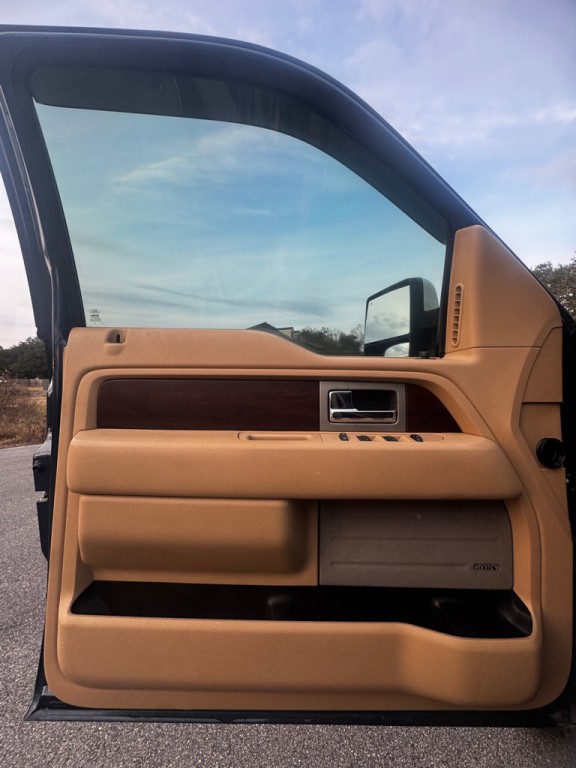 2013 Ford F-150 Image 9