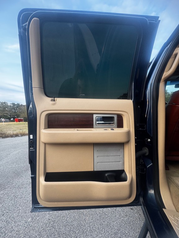 2013 Ford F-150 Image 11