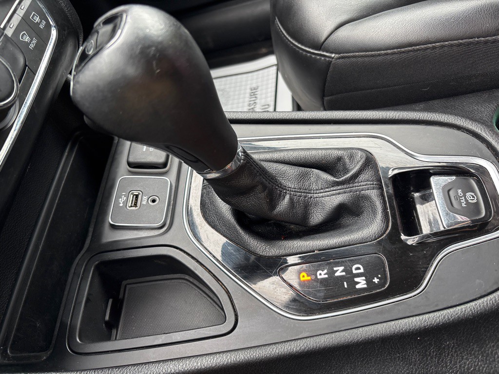 2020 Jeep Cherokee Image 28