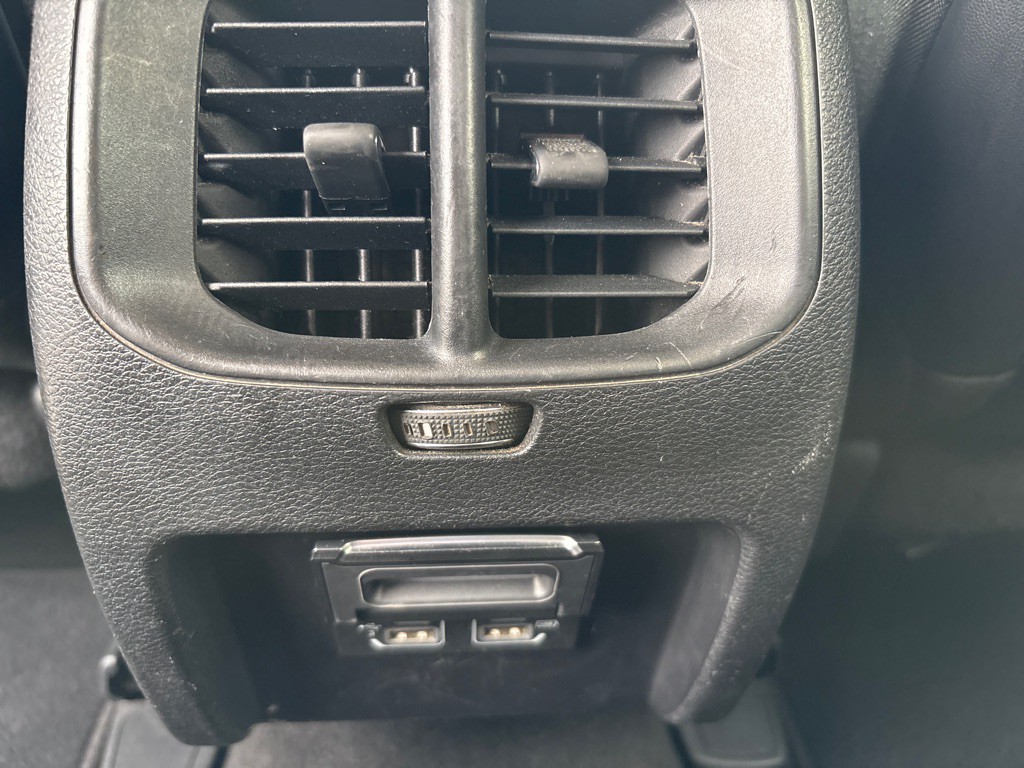 2020 Jeep Cherokee Image 33