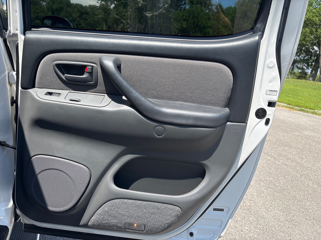 2006 Toyota Tundra Image 17