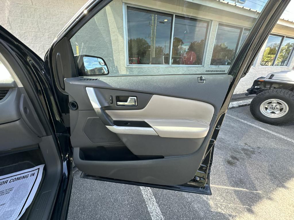 2013 Ford Edge Image 16
