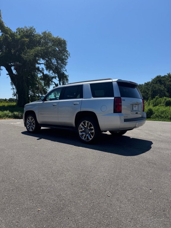 2019 Chevrolet Tahoe Image 3