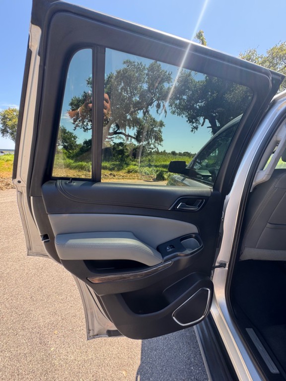 2019 Chevrolet Tahoe Image 11