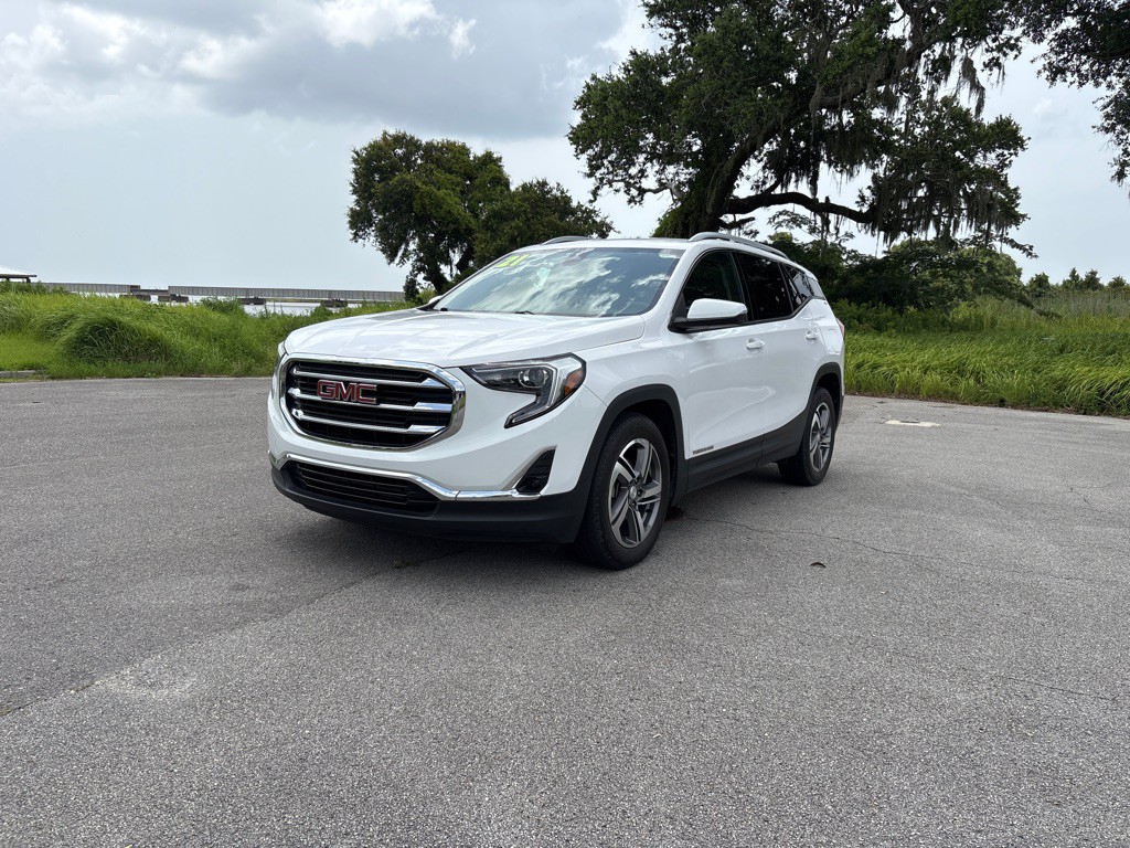 2021 GMC Terrain Image 2
