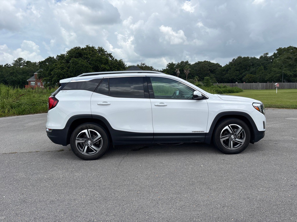 2021 GMC Terrain Image 9