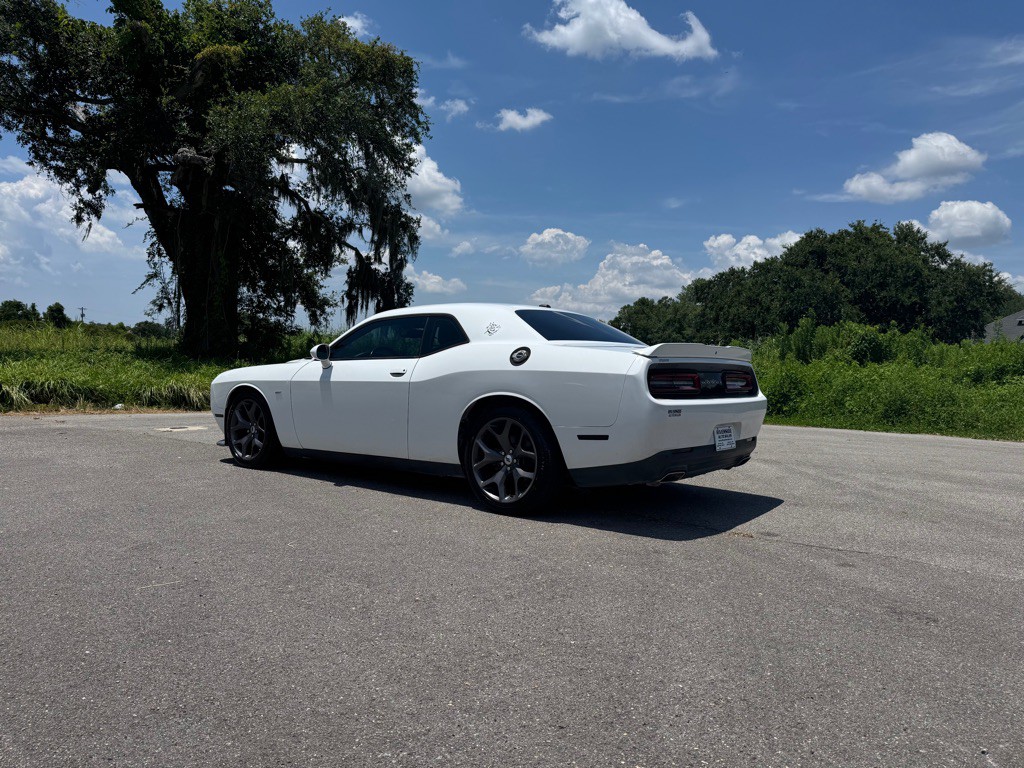 2019 Dodge Challenger Image 3