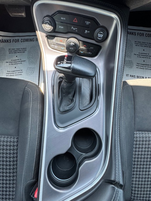 2019 Dodge Challenger Image 19