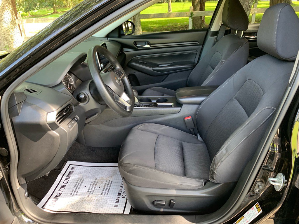 2019 Nissan Altima Image 7
