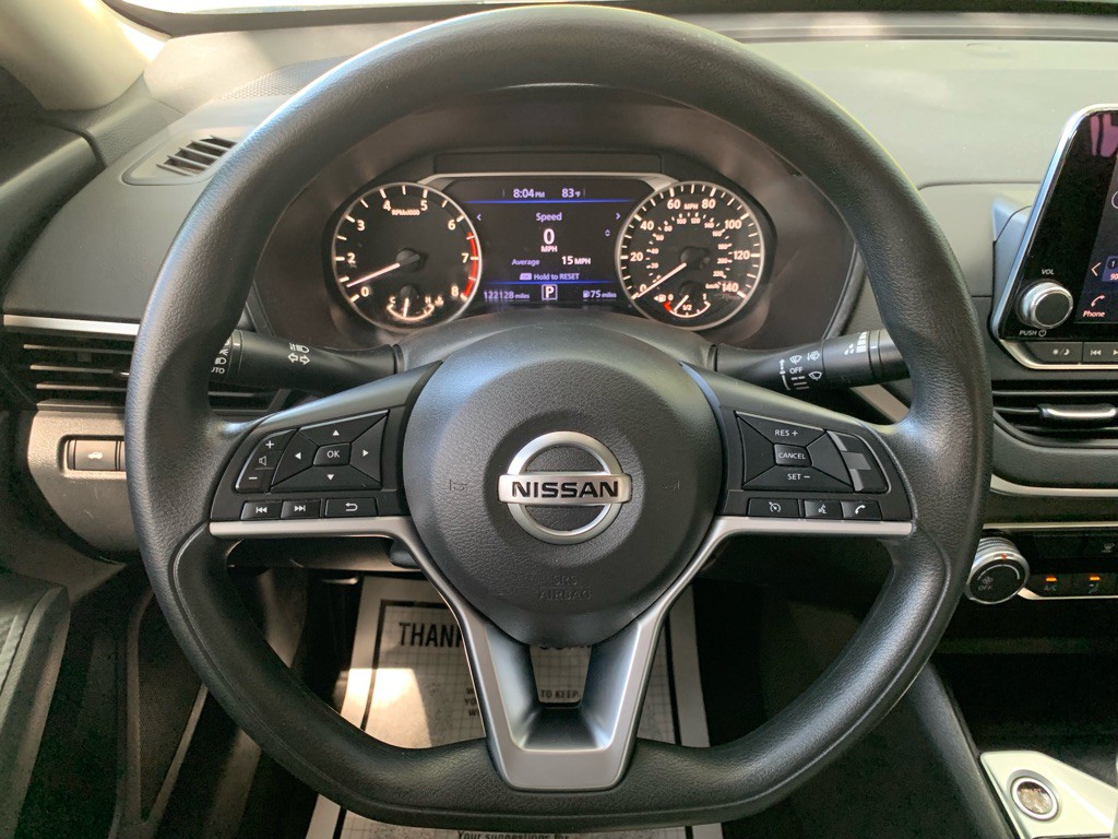 2019 Nissan Altima Image 15