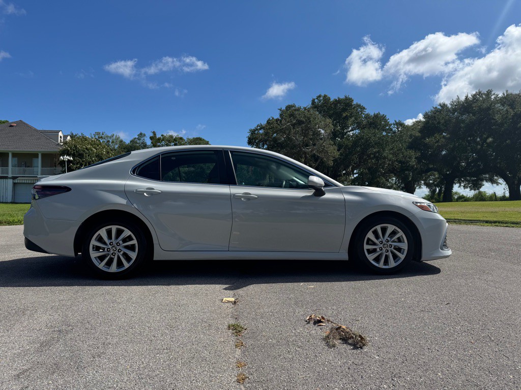 2023 Toyota Camry Image 7