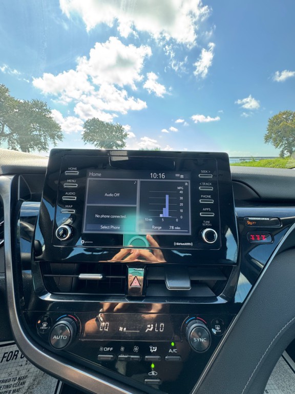 2023 Toyota Camry Image 21
