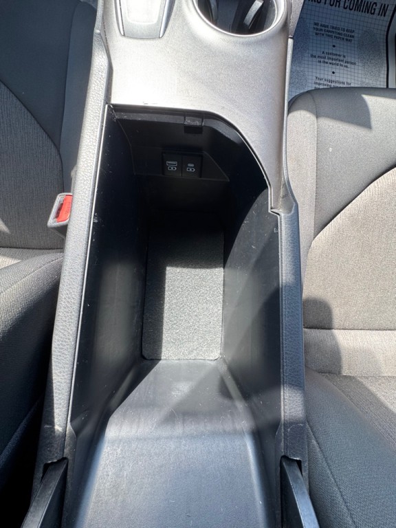2023 Toyota Camry Image 25