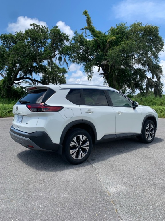 2023 Nissan Rogue Image 2