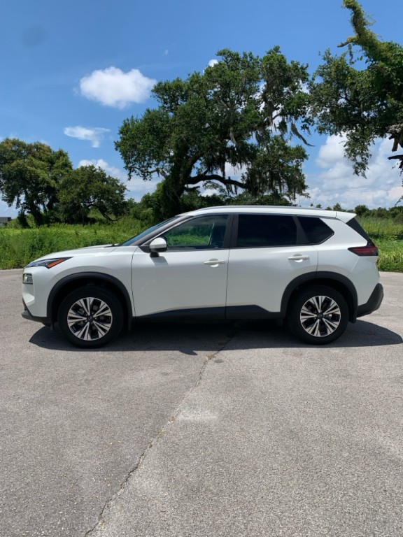 2023 Nissan Rogue Image 3