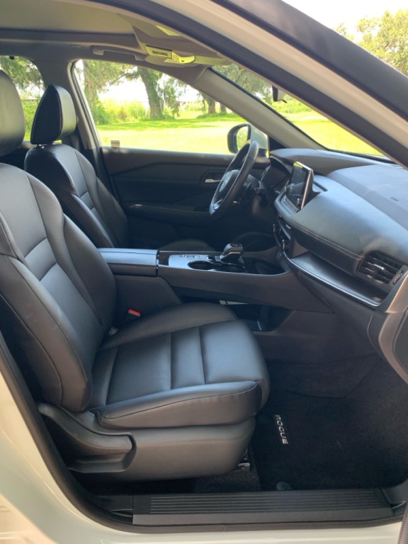 2023 Nissan Rogue Image 9